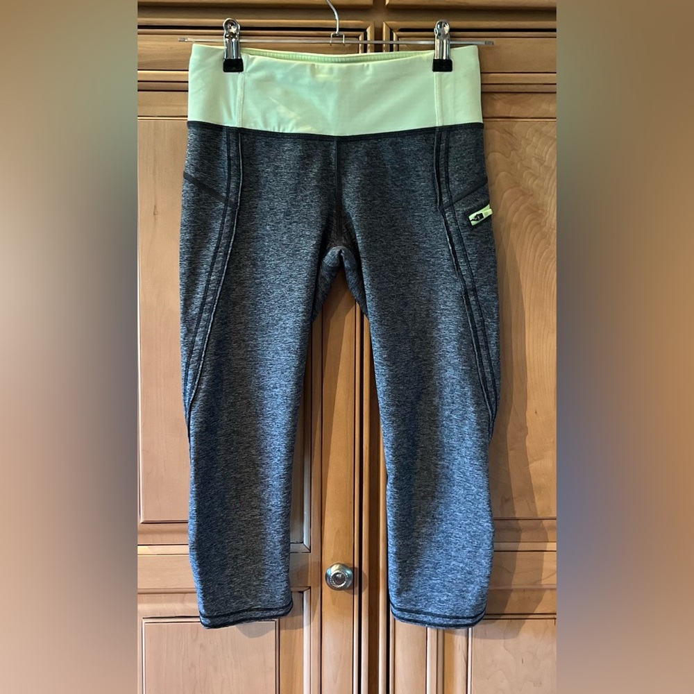 Lululemon Run A Marathon Crop Legging - Picture 3 of 11